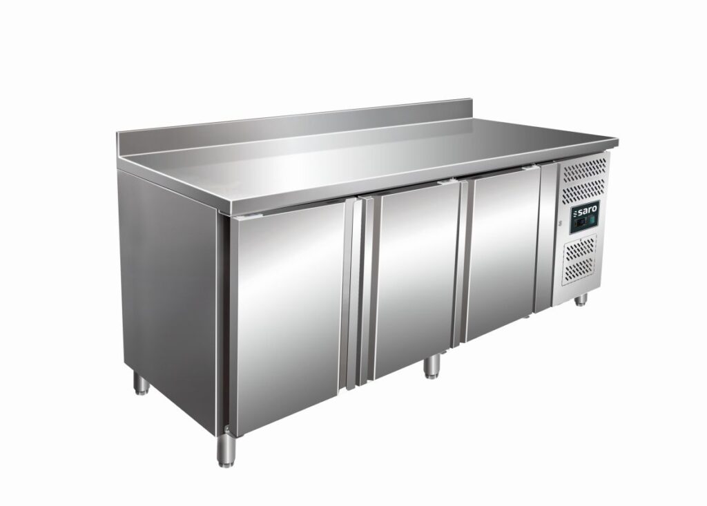 SARO Koelwerkbank met 3 deuren en opstaande rand model SNACK 3200 TN